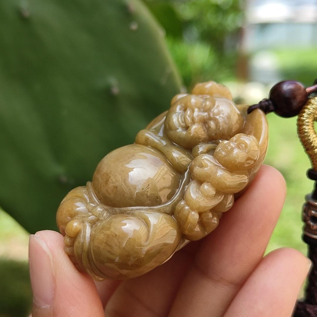 Rare Full Brown Natural Type A Jadeite Pendant crafted as Milo with two kids means Happiness for the family and Longevity, wealth and health, with certificate weighs at 61.27 grams, 48.50 * 41 * 21.60 mm (pendant110)