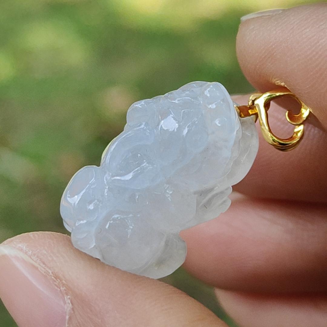 High Quality Icy Translucent Natural Type A Jadeite Jade crafted as Pixiu set with 18k Gold Clasp as Pendant, certificate weighs 6.18 grams, measurement 22.3 * 14.3 * 10.7 mm (18kp57)