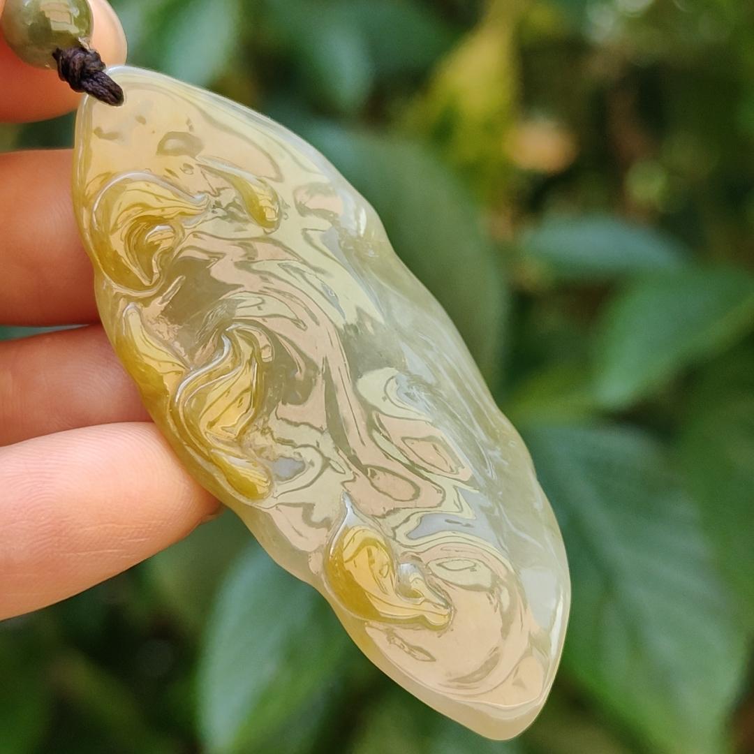 Very Rare Light Lavender and Lemon Yellow with Brown Natural Type A Jadeite pendant carved with baby buddha, certificate included weighs 20.13 grams, 57.90 * 26.80 * 11.20 mm, suitable for daily wear (pendant86)