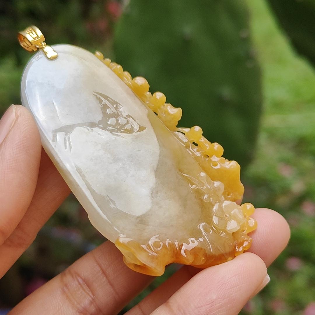 Very Rare Orange Yellow Natural Type A Jadeite Jade crafted with Deer added with 18k Gold Clasp as Pendant, certificate weighs 33.26 grams, measurement 64.8 * 35.2 * 8.5 mm (18kp48)