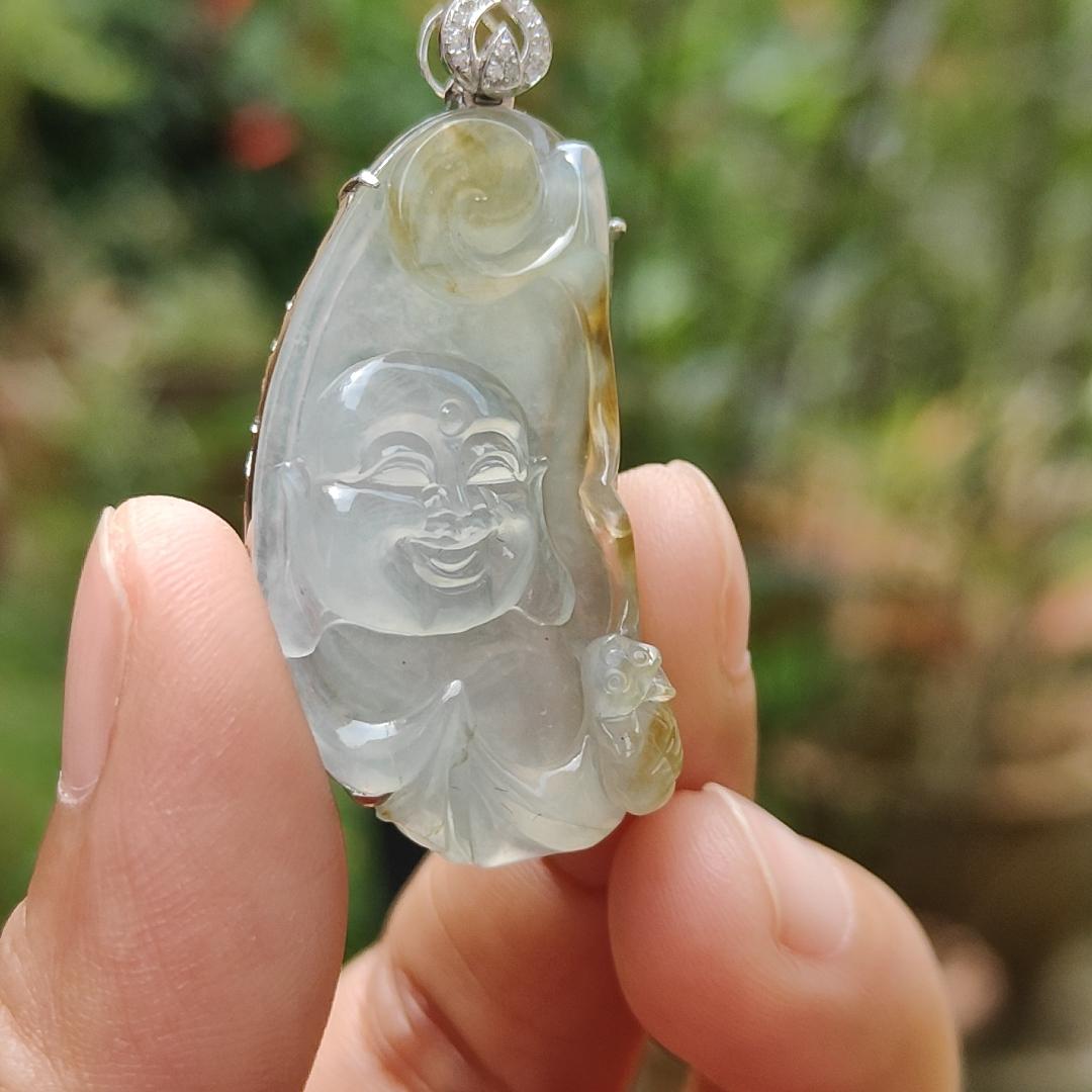 #Sold Icy Translucent with Yellow Natural Type A Jadeite Jade set with 18k Gold and diamonds as Pendant, certificate included weigh 8.23 grams, measurement 42.3 * 20 * 10.5 mm (18kp19)