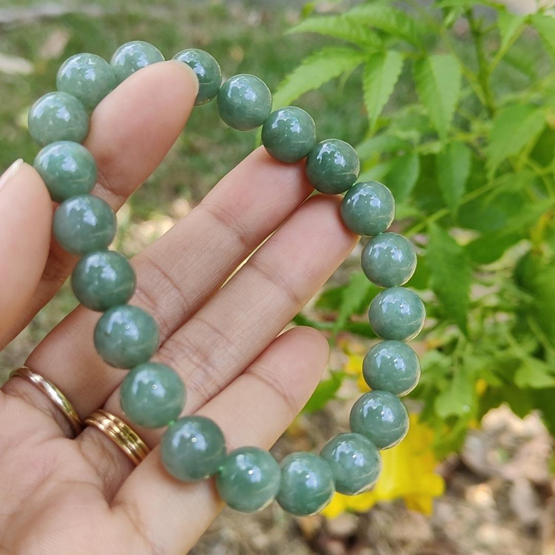 Green 21 Beads measurement 10mm Natural Type A Jadeite Jade Bracelet with QIC approved labs certificate weighs 38.45 grams (bracelet27)