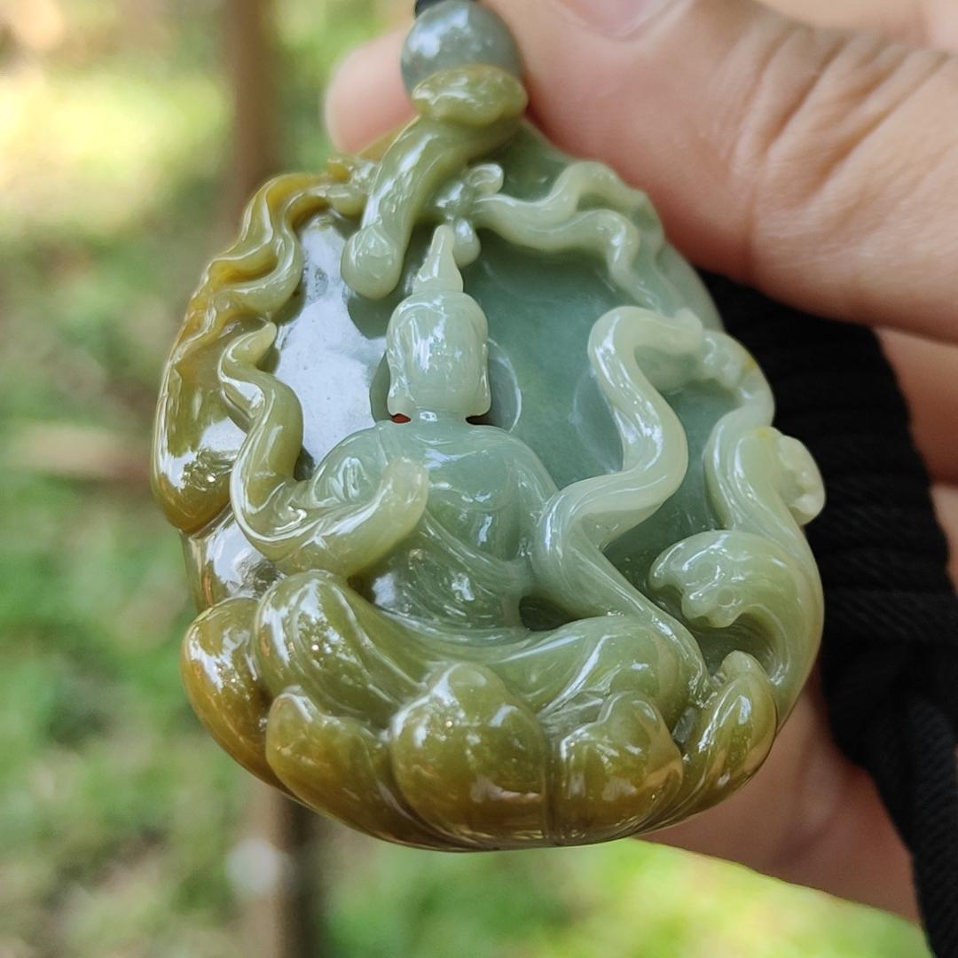 Good Quality Yellow and Green Natural Type A Jadeite Jade crafted with Ruyi and Faceless Buddha as Pendant, QIC approved labs certificate weigh 45.18 grams, measurement 53.1 * 38.3 * 14.8 mm (pendant273)