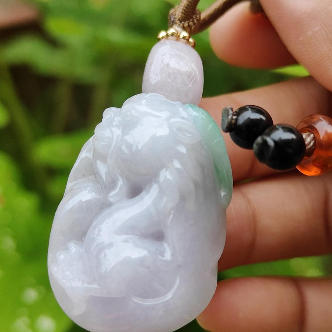 Green and Purle unique and stylish Natural Type A Jadeite pendant crafted with Dragon, come with QIC approved labs certificate weight 19.20 grams, 34 * 24.2 * 11.6 mm very suitable for daily wear or collection (pendant112)