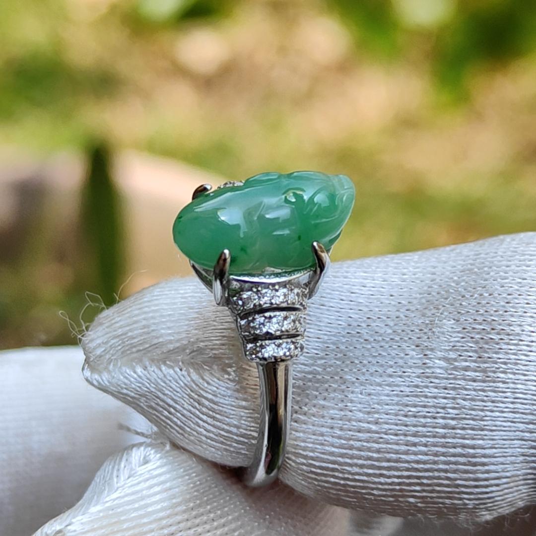 Green Natural Type A Jadeite Jade crafted with Pixiu set on adjustable S925 as a Ring with certificate weigh 2.6 grams, measurement 12.2 * 7 * 4.9 (s925ring9)