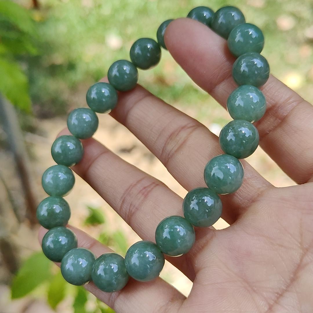 Green 21 Beads measurement 10mm Natural Type A Jadeite Jade Bracelet with QIC approved labs certificate weighs 38.45 grams (bracelet27)