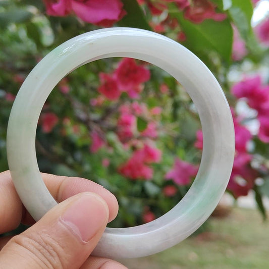 Light Green Hue Natural Type A Jadeite Jade crafted with shape of Peace Bracelet Bangle with certificate weigh 64.55 grams, measurement 13.6 * 8.7, Wrist Size 56.5 mm (bangle4)