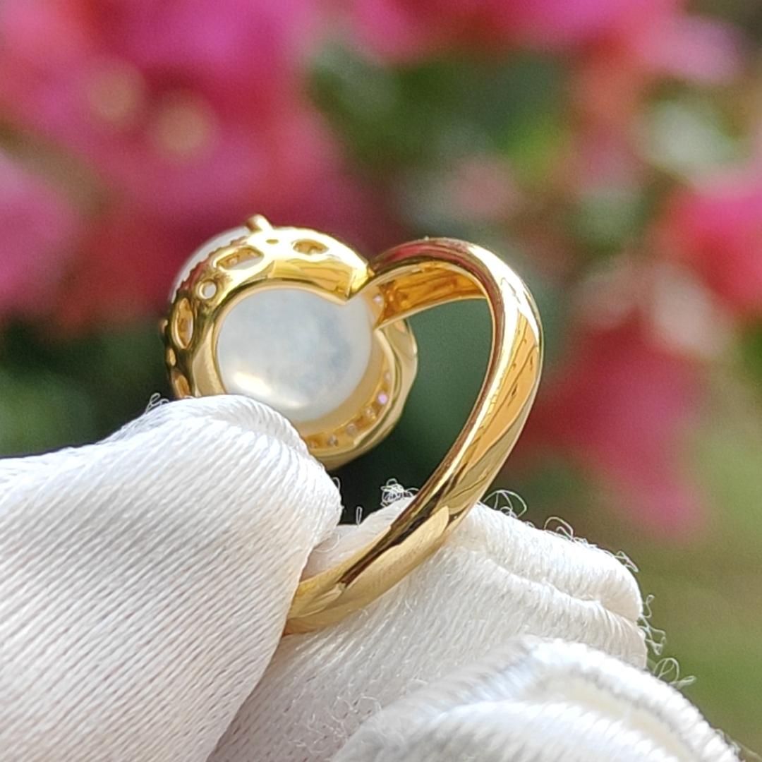 Icy Translucent Premium Quality Natural Type A Jadeite Jade crafted as Oval Cabochon set on 18k gold with diamonds as Ring with certificate weigh 2.54 grams, Finger Size 15mm, Measurement 9.9 * 8.2 * 4.5 mm (18kring22)