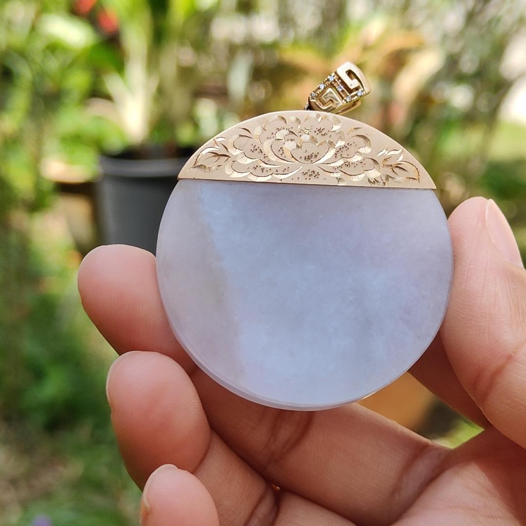 Light Lavender Natural Type A Jadeite Jade Crafted with nothing, round shape set with 18 k gold as pendant, certificate weigh 29.85 grams, measurement 43.7 * 42.9 * 5.6 mm (18kp23)