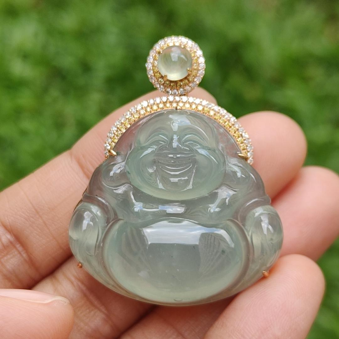 Icy Light Green Natural Type A Jadeite Jade Pendant crafted as Milo Buddha set on 18k gold with 1 icy cabochon and diamonds, certificate included weigh 13.8 grams, measurement 41.9 * 33.1 * 11.6 mm (18kp15)