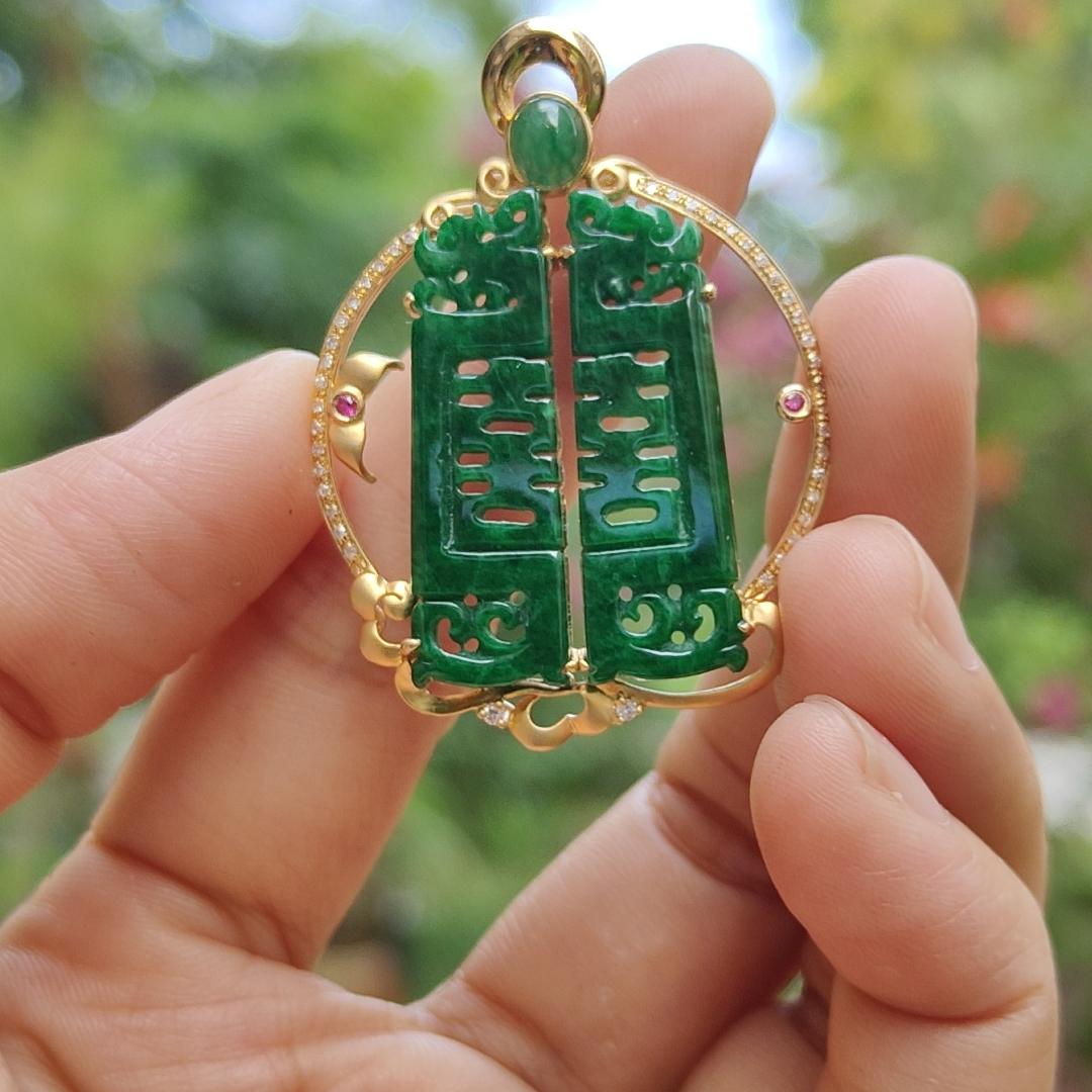 Double Happiness 18k Gold Setting Pendant with Diamonds and 1 green cabochon Natural Type A Jadeite with NGI Gemstone report weight 6.51 grams , 29.67 * 19.88 * 2.73 mm , Translucent Green fine grain crystal aggregate 18k gold Tested using X-ray (18kp9)