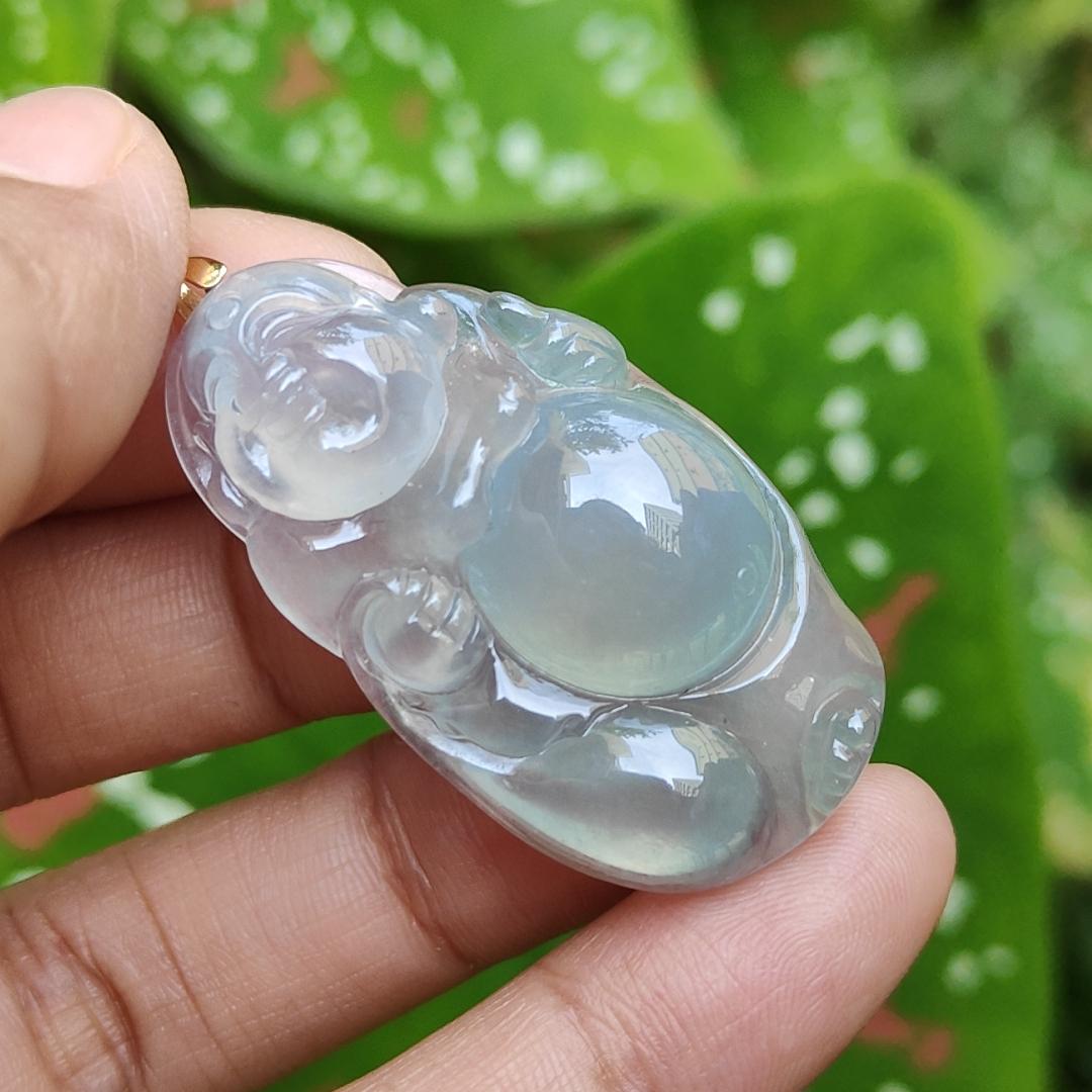 Old Mine Natural Type A Jadeite with NGI Gemstone report - A Highly Translucent Icy Variety Pendant weight 9.99 grams, 38.8 * 21.72 * 8.16 mm , plus 18k gold clasp, Very fine grain crystal aggregate and very good translucency Myanmar Jadeite (18kp5)