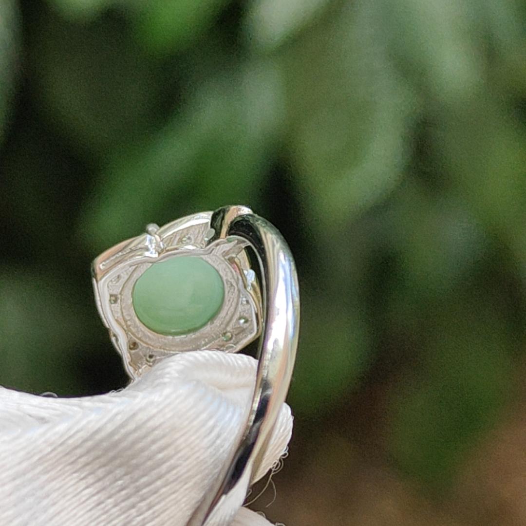 Green Natural Type A Jadeite Jade cabochon 7.8 * 7.2 * 4.5 mm set with S925 Silver as adjustable ring, certificate weigh 2.23 grams, (s925ring12)