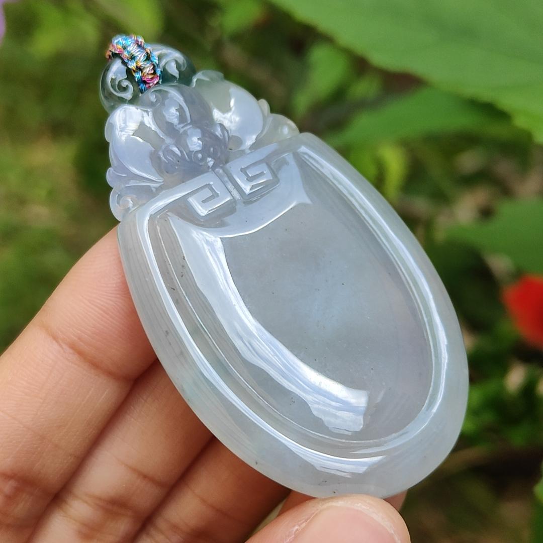 Green and Lavender Icy Translucent Crafted with Bat and Chinese Old School Patterns Natural Type A Jadeite with certificate included weigh 30.17 grams, 63.3 * 35.5 * 7 mm, suitable for daily wear or collections