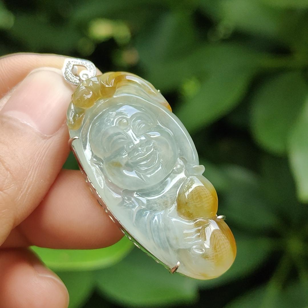 High Quality Icy Yellow Translucent Natural Type A Jadeite Jade crafted as Milo Buddha set with 18k Gold as Pendant, certificate weighs 9.1 grams, measurements 46.1 * 18.7 * 9.5 mm (18kp60)