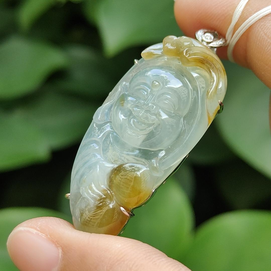 High Quality Icy Yellow Translucent Natural Type A Jadeite Jade crafted as Milo Buddha set with 18k Gold as Pendant, certificate weighs 9.1 grams, measurements 46.1 * 18.7 * 9.5 mm (18kp60)