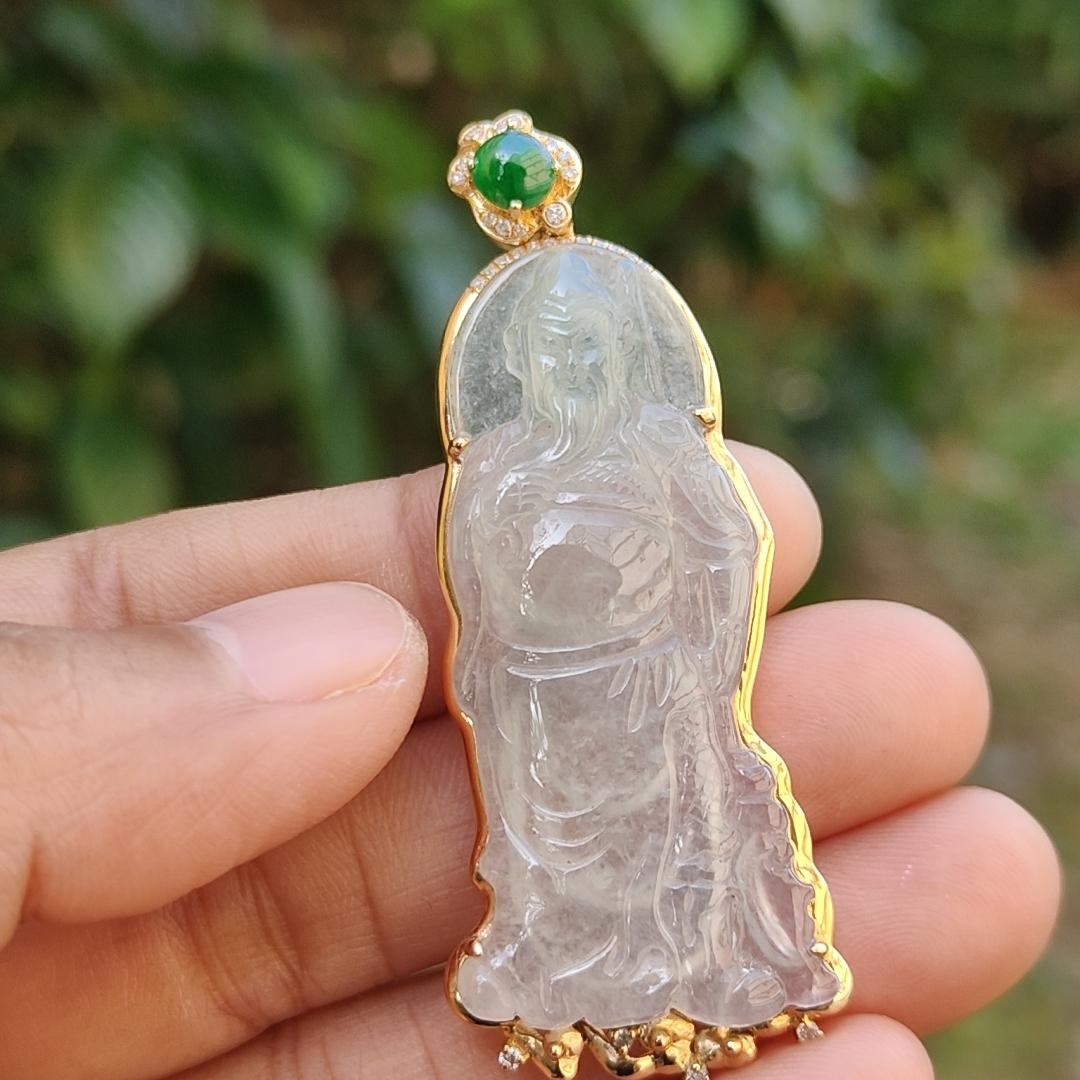 High Quality Light Green and Green Cabochon Icy Translucent Natural Type A Jadeite Jade crafted as Guan Gong set on 18k Gold as Pendant, certificate weighs 8.07 grams, measurement 57.2 * 22.7 * 5.8 mm (18kp46)