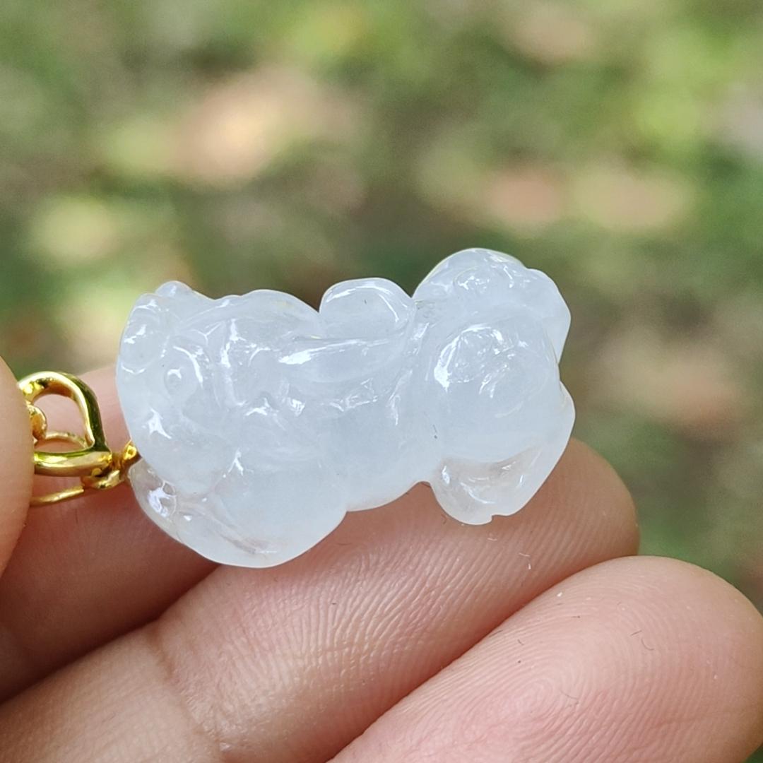 High Quality Icy Translucent Natural Type A Jadeite Jade crafted as Pixiu set with 18k Gold Clasp as Pendant, certificate weighs 6.18 grams, measurement 22.3 * 14.3 * 10.7 mm (18kp57)