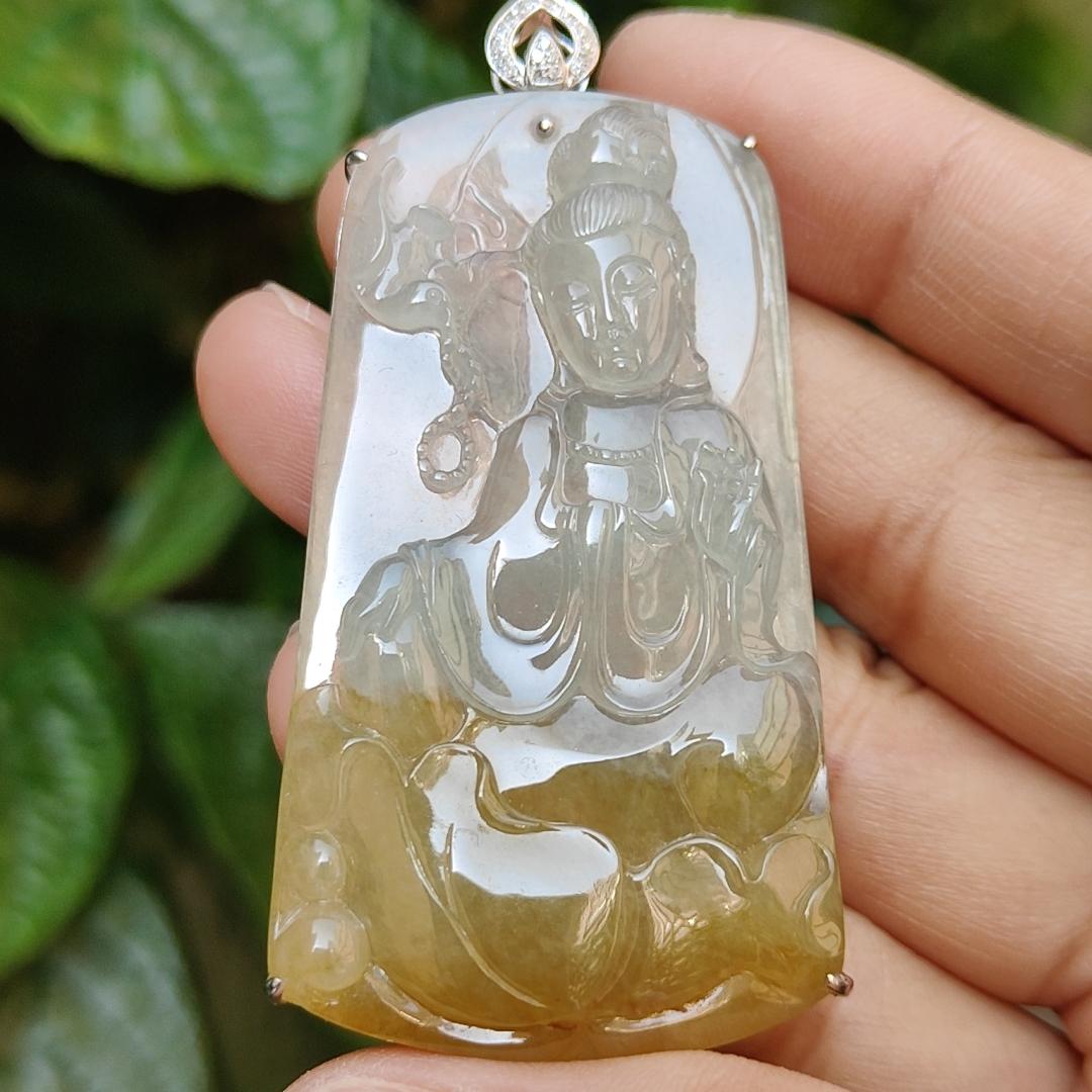 Icy Yellow Natural Type A Jadeite Jade crafted with Guanyin Seating on Lotus set with 18k gold and diamonds, certificate included weigh 18.11 grams, measurement 63.6 * 32 * 8.3 mm (18kp12)