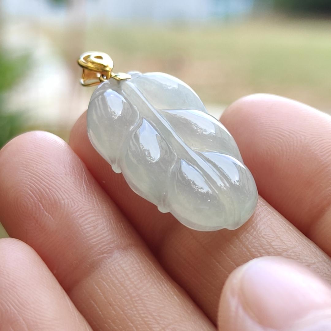 High Quality Icy Light Green Hue Natural Type A Jadeite Jade crafted as Leaf with 18k Gold Clasp, certificate weigh 3.85 grams, measurement 27.2 * 14.9 * 4.8 mm (18kp35)