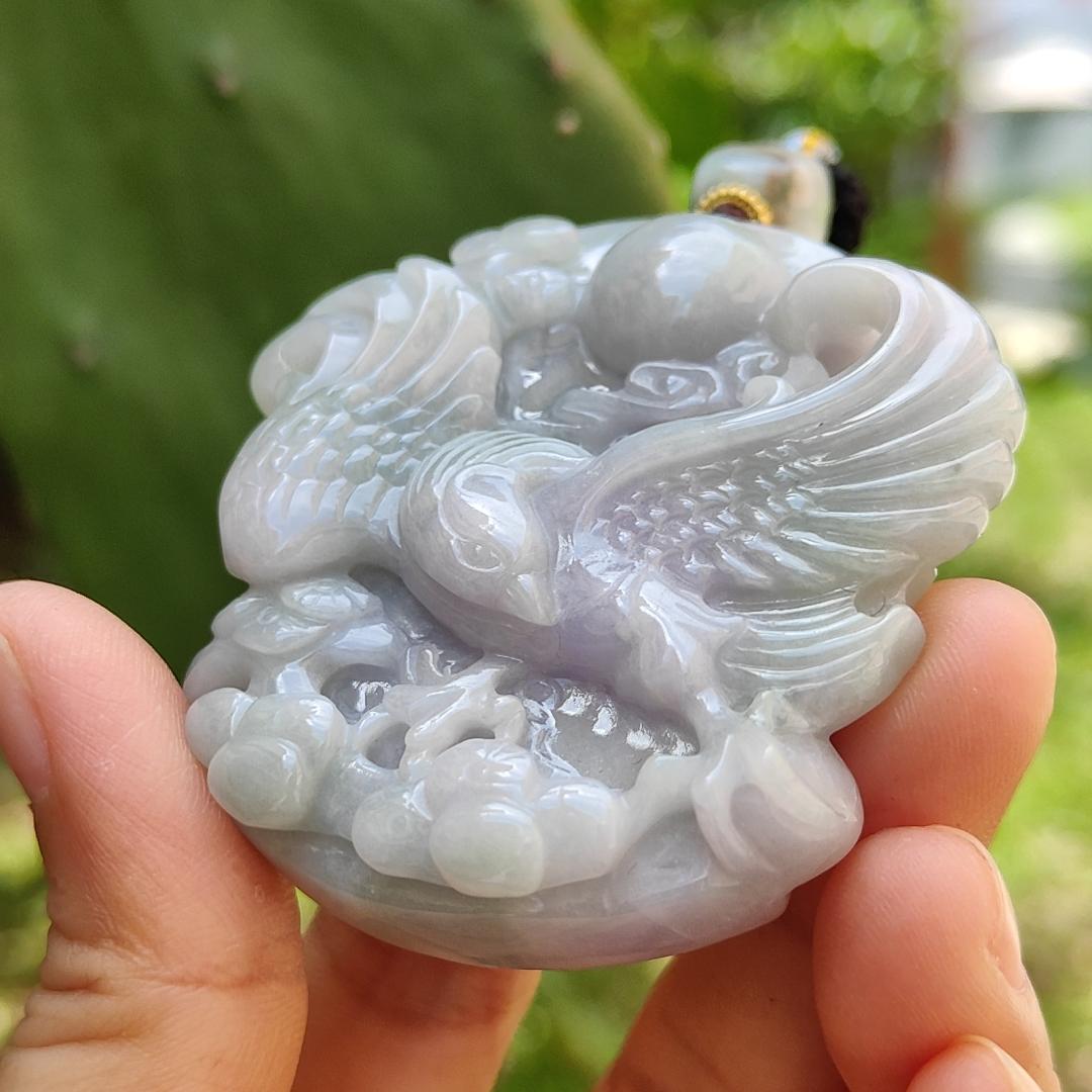 Lavender Natural Type A Jadeite Pendant crafted with Eagle meaning win, good for businesse, majesty, power and freedrom, certificate weight 75.8150 gram, 57 * 54.20 * 15.10 mm (pendant111)