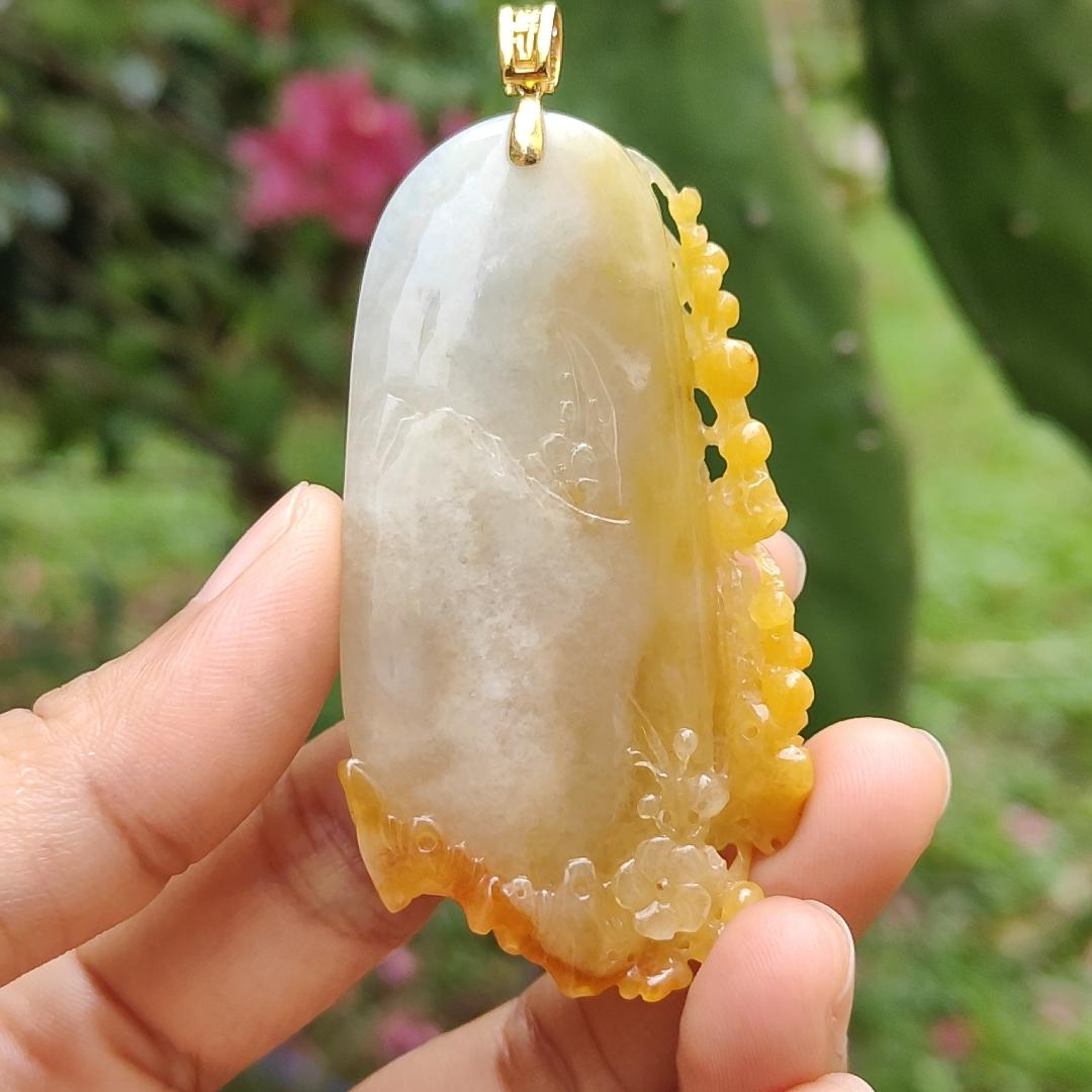 Very Rare Orange Yellow Natural Type A Jadeite Jade crafted with Deer added with 18k Gold Clasp as Pendant, certificate weighs 33.26 grams, measurement 64.8 * 35.2 * 8.5 mm (18kp48)