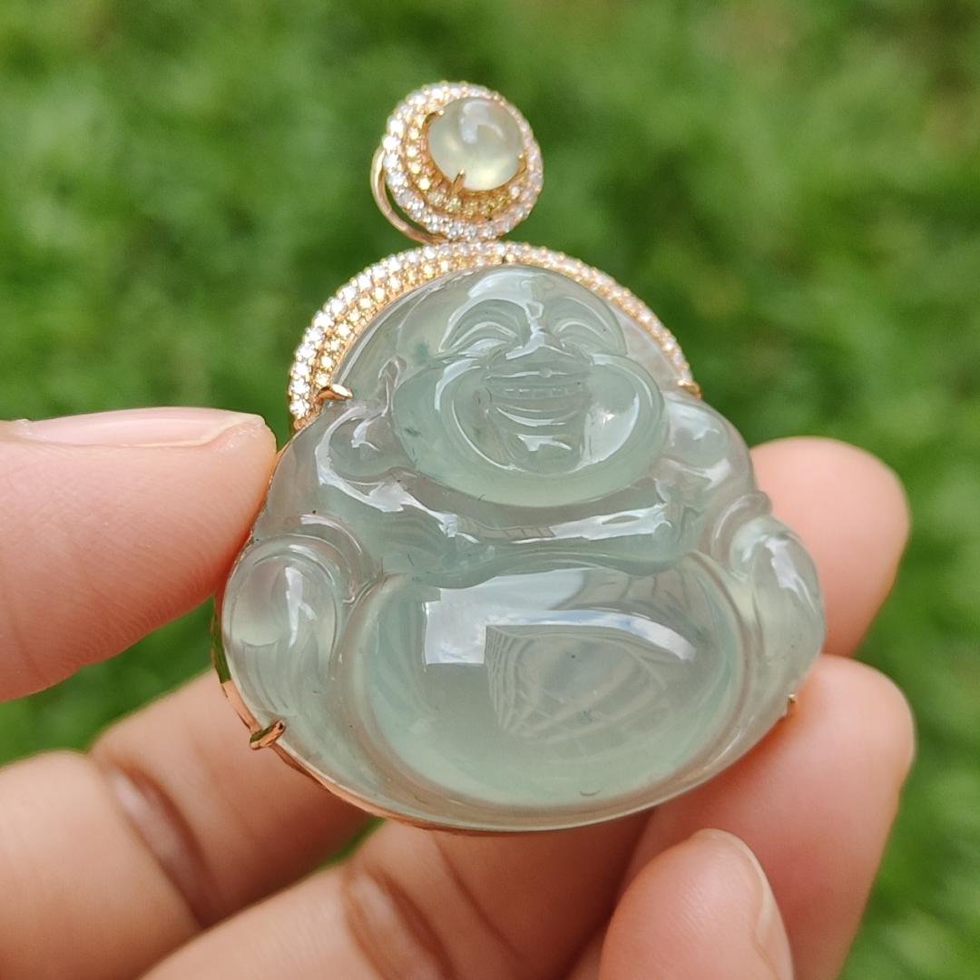 Icy Light Green Natural Type A Jadeite Jade Pendant crafted as Milo Buddha set on 18k gold with 1 icy cabochon and diamonds, certificate included weigh 13.8 grams, measurement 41.9 * 33.1 * 11.6 mm (18kp15)