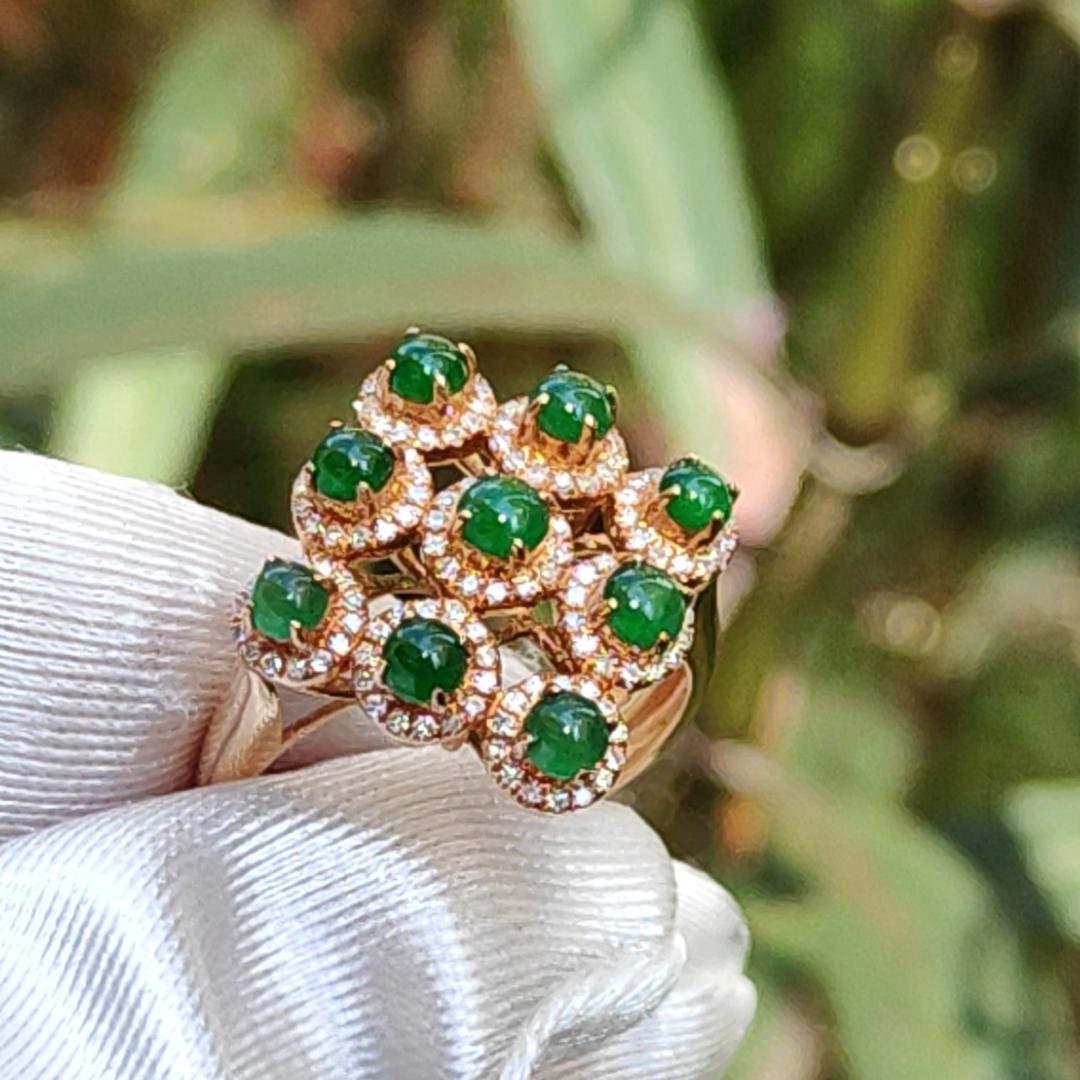 Mid Year Special Offer, Stunning 18k Gold setting with 9 green cabochons and diamonds Natural Type A Jadeites Ring with certificate weigh 3.92 grams, finger size 17.7 mm (18kring2)