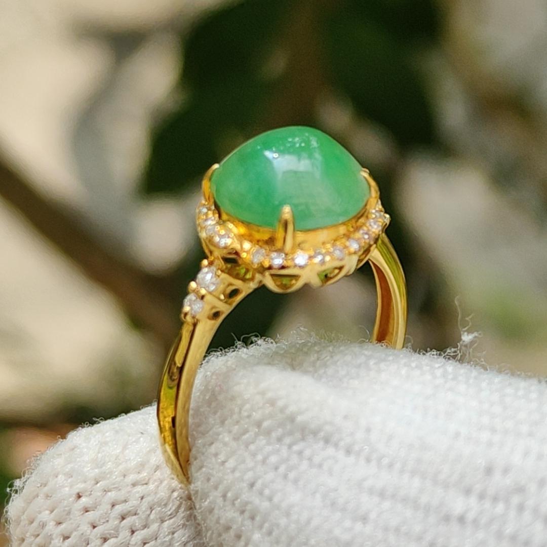 Sales Offer - High Quality Light Green Cabochon Natural Type A Jadeite Jade set on 18k Gold as Ring, certificate weighs 1.98 grams, Finger Size 15.4mm (18kring28)