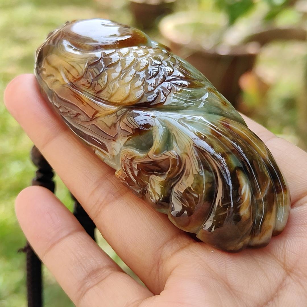 Rare Quality Brown, Redish and Green Natural Type A Jadeite Jade crafted with Parrot, can be use for display for as a hand-held piece with certificate weigh 133.29 grams, measurement 85.6 * 36.6 * 21 mm (hand3)