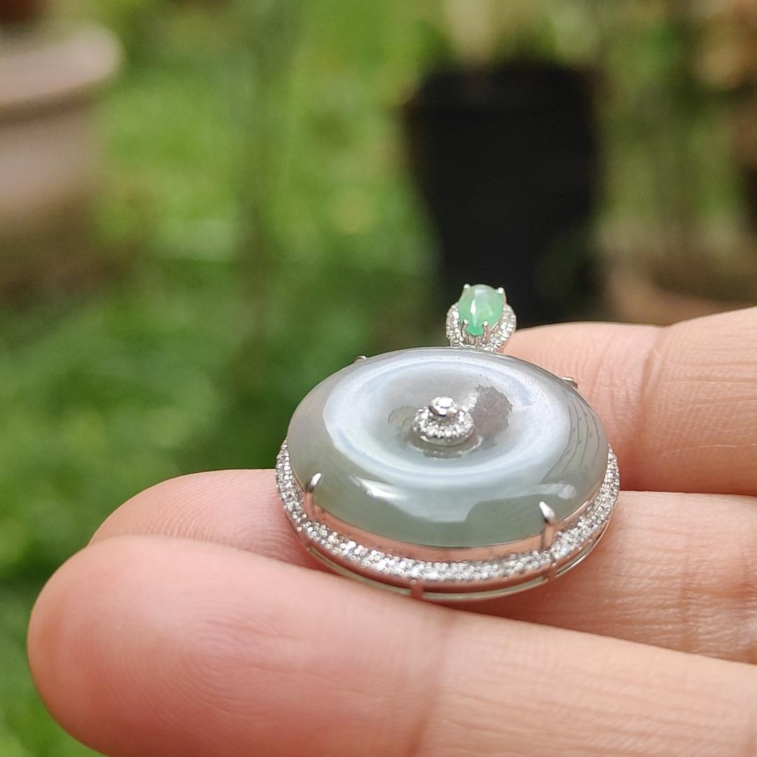 Limited time offer - Lavender, Green Hue Natural Type A Jadeite Jade crafted as shape of Donut set on 18k gold with diamonds and 1 icy apple green cabochon, certificate weigh 4.47 grams, measurement 19.9 * 19.9 * 3.6 mm (18kp26)