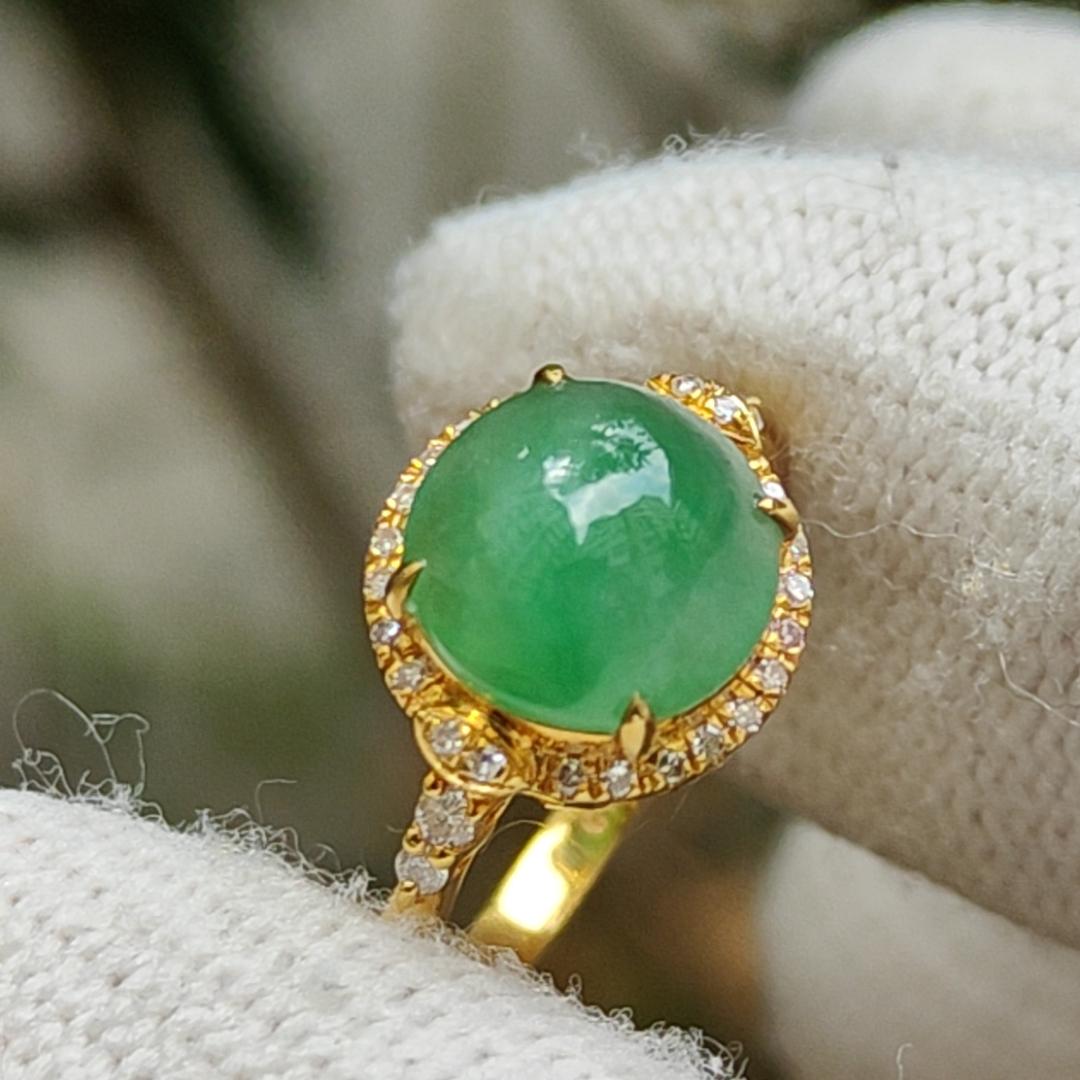 Sales Offer - High Quality Light Green Cabochon Natural Type A Jadeite Jade set on 18k Gold as Ring, certificate weighs 1.98 grams, Finger Size 15.4mm (18kring28)