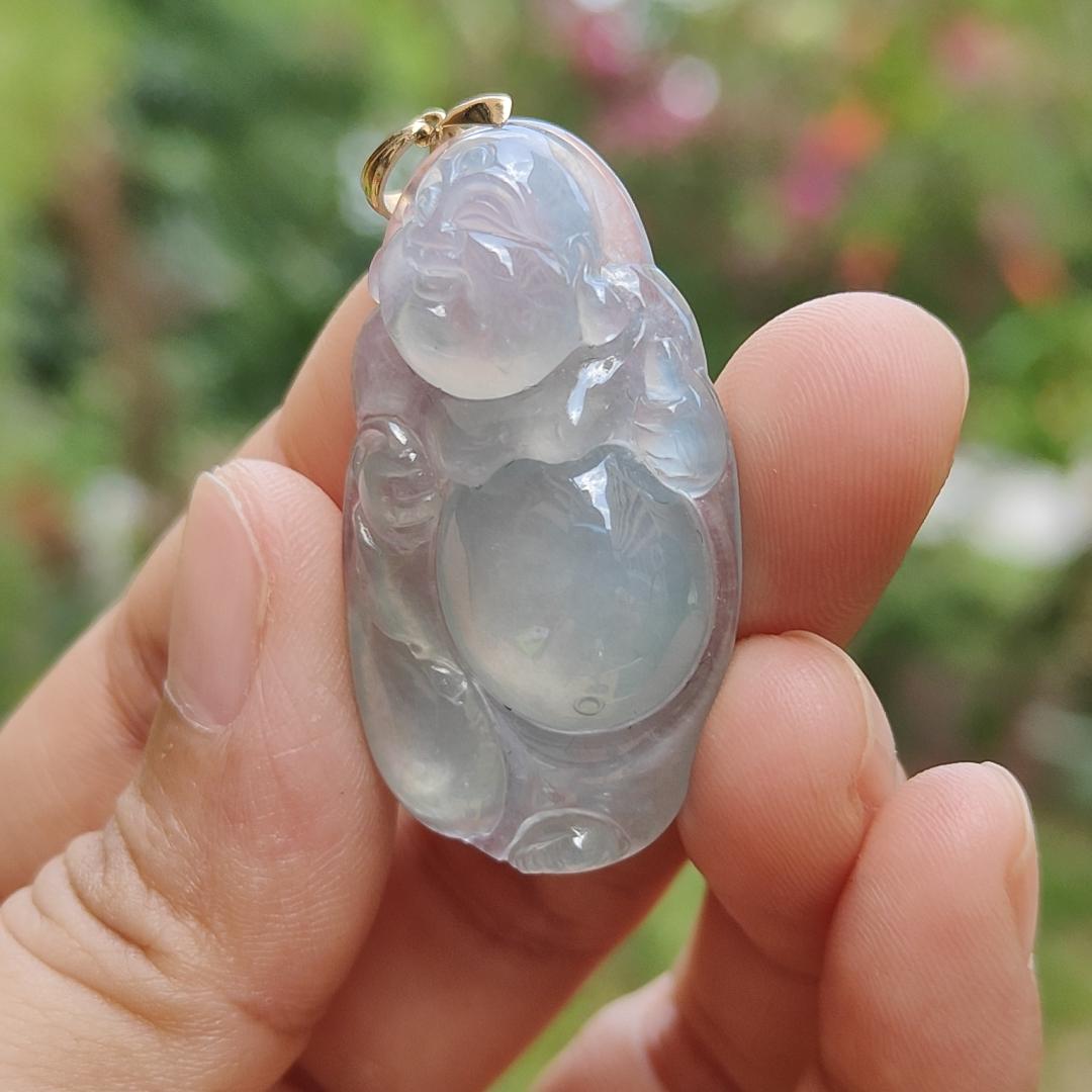 Old Mine Natural Type A Jadeite with NGI Gemstone report - A Highly Translucent Icy Variety Pendant weight 9.99 grams, 38.8 * 21.72 * 8.16 mm , plus 18k gold clasp, Very fine grain crystal aggregate and very good translucency Myanmar Jadeite (18kp5)