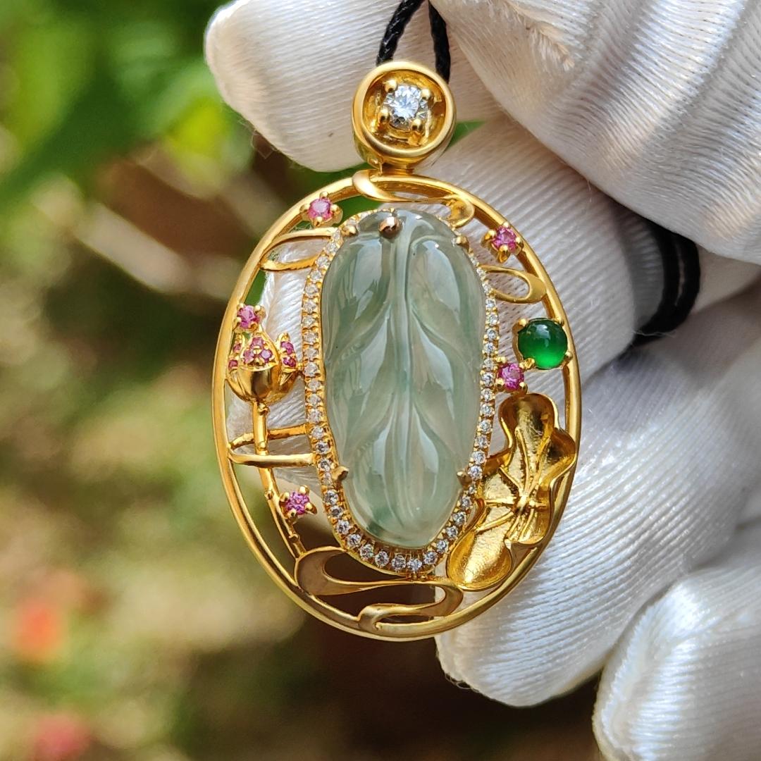 Premium Quality Icy light green with patches Natural Type A Jadeite Jade crafted as Leaf set on 18k Gold with 1 Green Cabochon and Diamonds, Certificate included weigh 4.36 grams, Measurement 35.3 * 22 * 8.2 mm (18kp25)