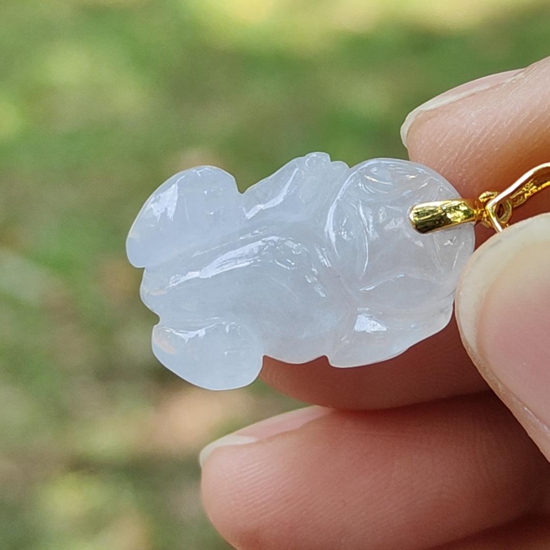 High Quality Icy Translucent Natural Type A Jadeite Jade crafted as Pixiu set with 18k Gold Clasp as Pendant, certificate weighs 6.18 grams, measurement 22.3 * 14.3 * 10.7 mm (18kp57)