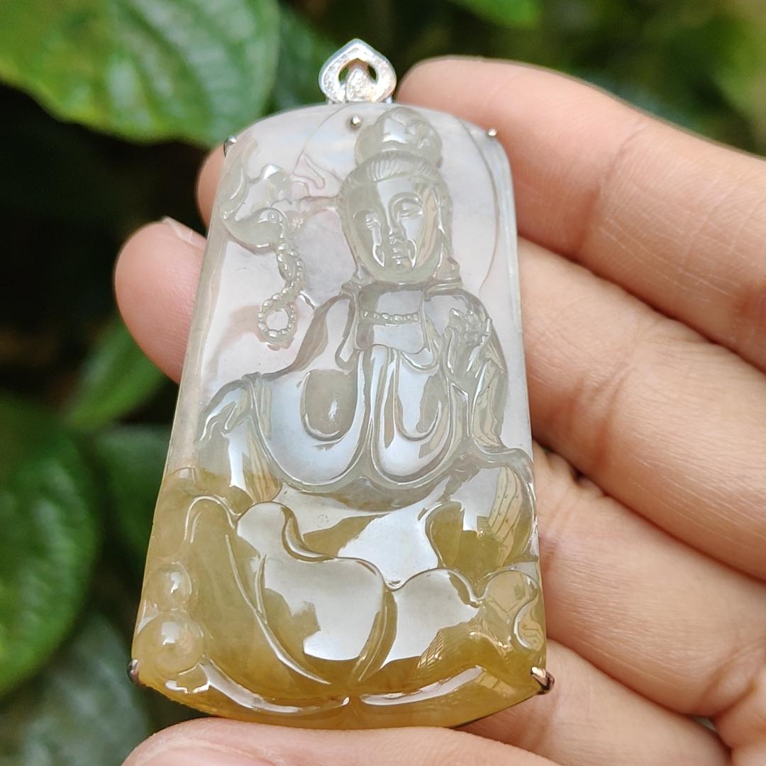 Icy Yellow Natural Type A Jadeite Jade crafted with Guanyin Seating on Lotus set with 18k gold and diamonds, certificate included weigh 18.11 grams, measurement 63.6 * 32 * 8.3 mm (18kp12)