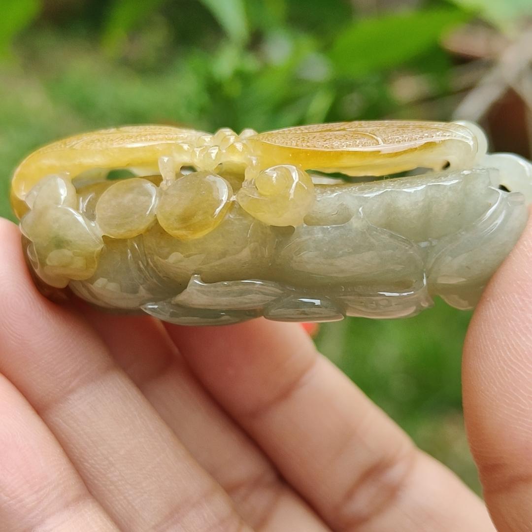 Super Rare High Quality Light Green and Yellow Natural Type A Jadeite Jade crafted with Dragonfly and Ruyi as Pendant, certificate weighs 60.60 grams, measurement 60 * 32.1 * 22.3 mm (pendant260)