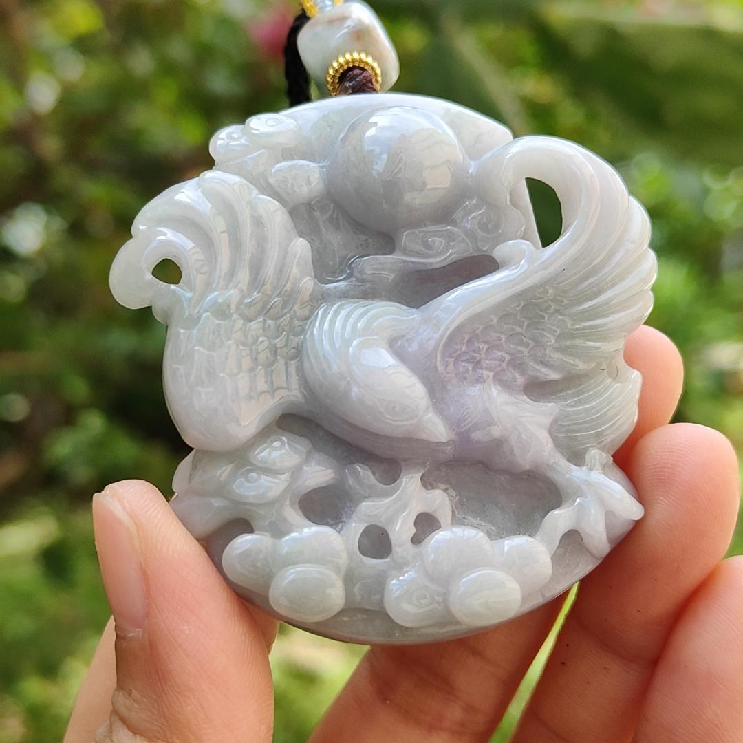 Lavender Natural Type A Jadeite Pendant crafted with Eagle meaning win, good for businesse, majesty, power and freedrom, certificate weight 75.8150 gram, 57 * 54.20 * 15.10 mm (pendant111)