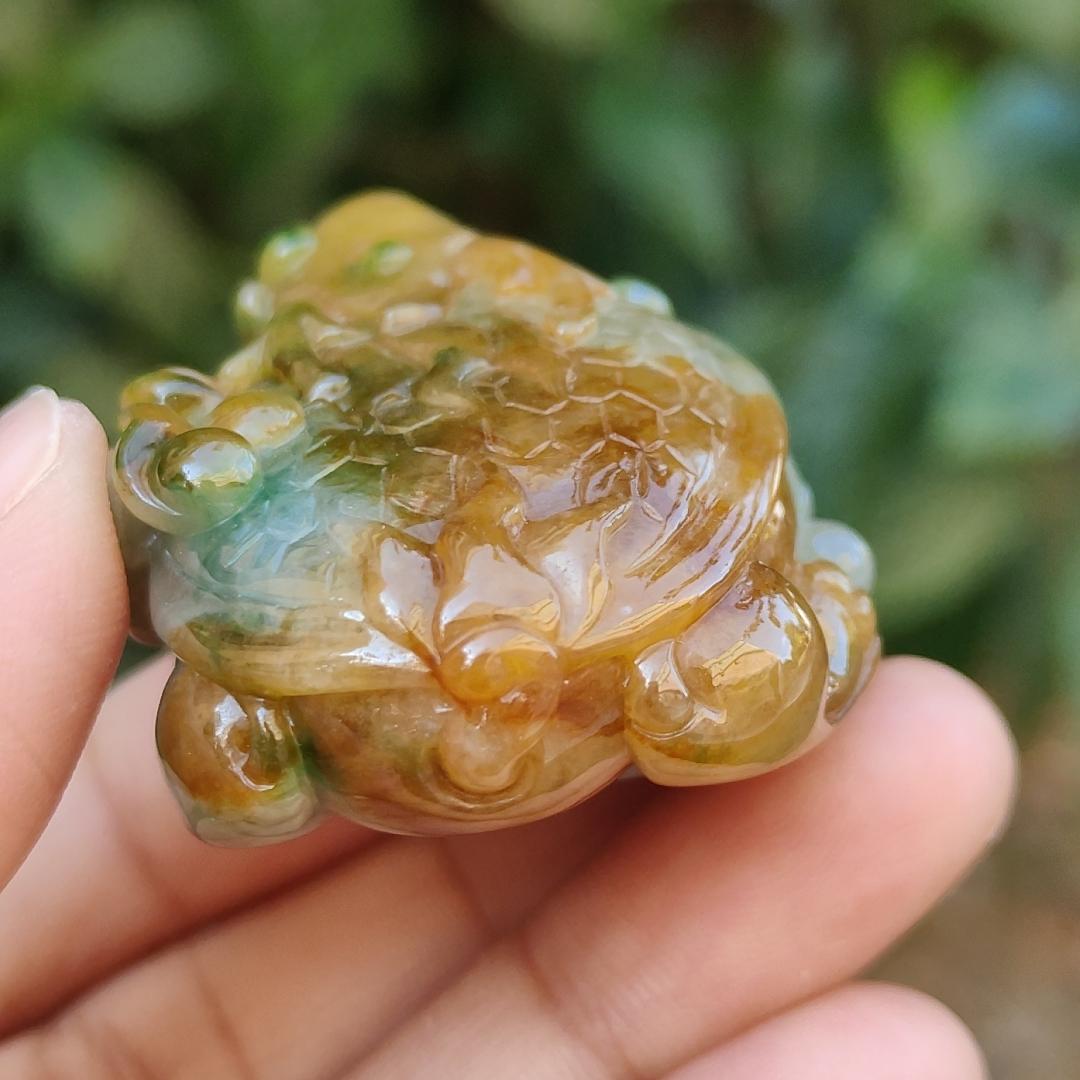 Super Rare Green and Brown Natural Type A Jadeite Jade crafted with Vermilion bird as pendant with certificate weigh 59.21 grams, measurement 45.8 * 32 * 27.3 mm (pendant231)