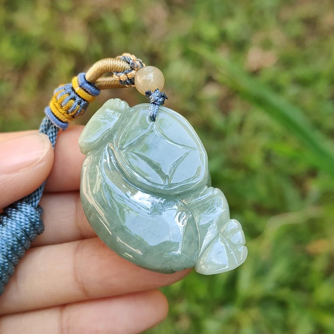 This cute Oily Green Three Legs Toad Natural Type A Jadeite Necklace Pendant with QIC Labs approved certificate included weighs 30.60 grams, 42.7 * 27.6 * 16.9 mm, symbols of good fortunes and money is very suitable for your daily wear (pendant126)