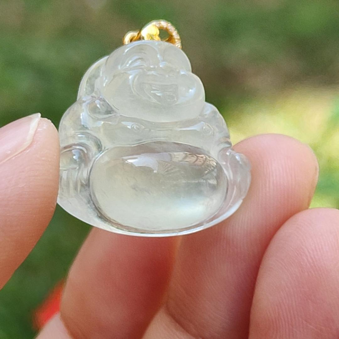 High Translucent Icy Natural Type A Jadeite Jade Set with 18k gold clasp with diamonds as pendant, certificate included weigh 5.43 grams, measurement 20.3 * 23 * 7.7 mm (18kp17)