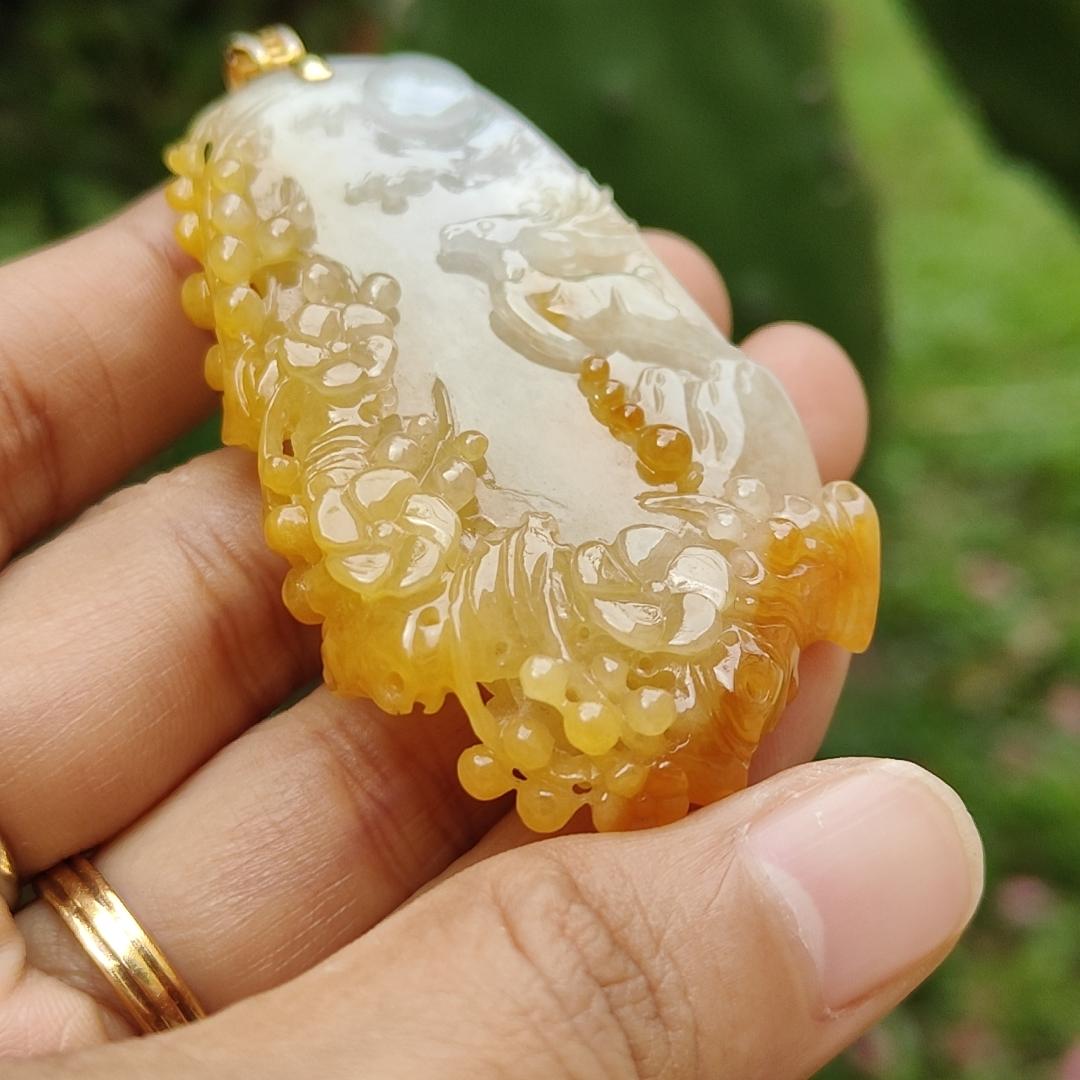 Very Rare Orange Yellow Natural Type A Jadeite Jade crafted with Deer added with 18k Gold Clasp as Pendant, certificate weighs 33.26 grams, measurement 64.8 * 35.2 * 8.5 mm (18kp48)