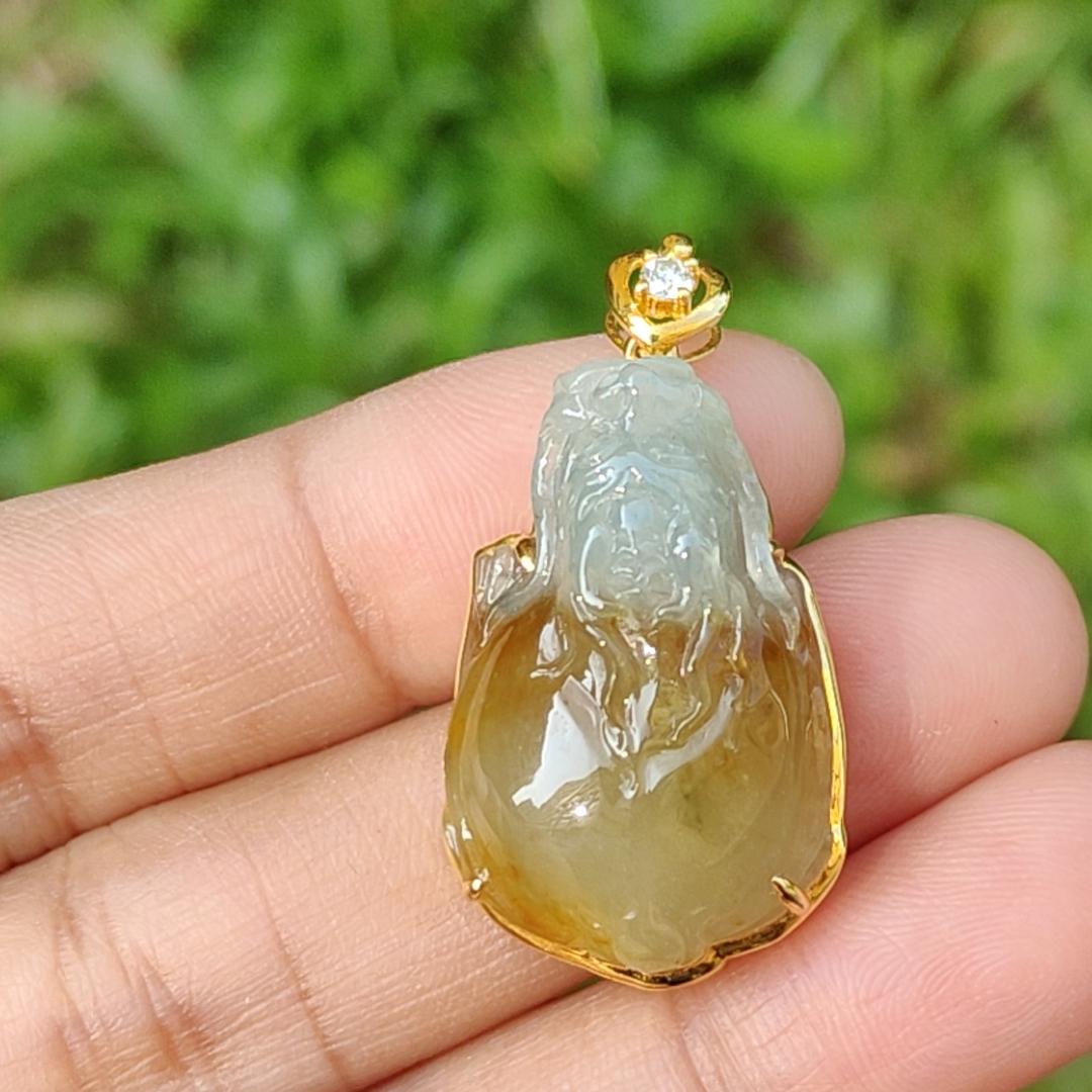 Yellow Natural Type A Jadeite Jade Pendant crafted as Dragon Turtle set on 18k gold with diamond, certificate weigh 6.69 grams, measurement 33.8 * 17.7 * 11.6 mm (18kp16)