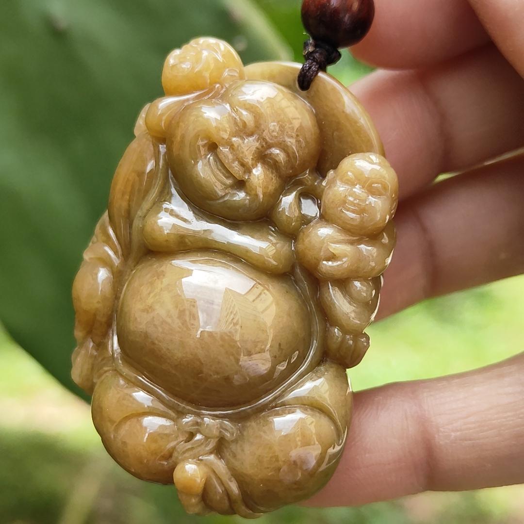 Rare Full Brown Natural Type A Jadeite Pendant crafted as Milo with two kids means Happiness for the family and Longevity, wealth and health, with certificate weighs at 61.27 grams, 48.50 * 41 * 21.60 mm (pendant110)