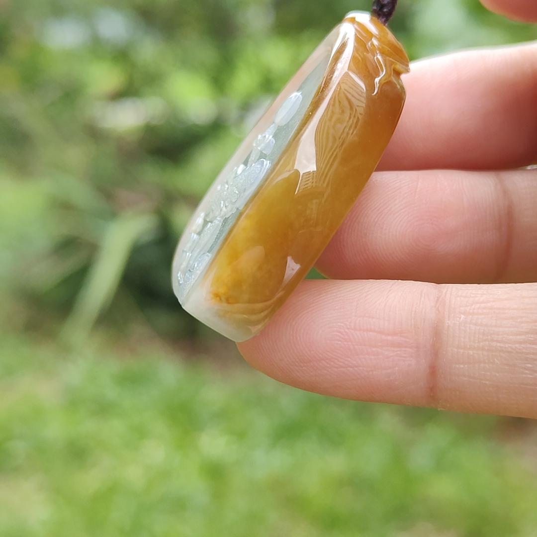 Rare old yellow Natural type A jadeite pendant with certificate carved as buddha seating on lotus weight 26.99 grams, 38.20 * 34.20 * 8.80 mm suitable for daily wear (pendant122)