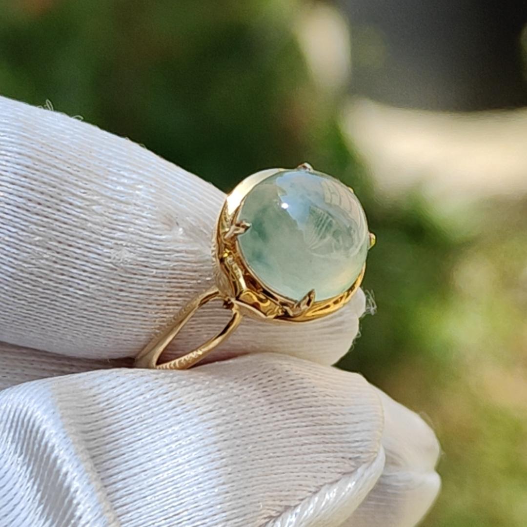 Icy Floating Green Patches Cabochon Natural Type A Jadeite Jade set on 18k gold as a ring with certificate weigh 2.06 grams, measurement 8.9 * 8.8 * 4.2 mm, finger size 16.8 mm (18kring19)