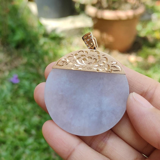 Light Lavender Natural Type A Jadeite Jade Crafted with nothing, round shape set with 18 k gold as pendant, certificate weigh 29.85 grams, measurement 43.7 * 42.9 * 5.6 mm (18kp23)