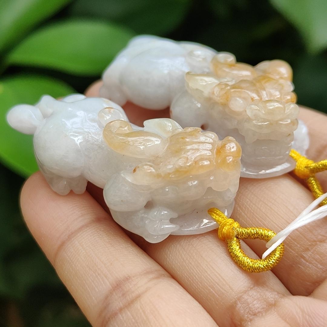 Sales - High Quality Pair of White, Yellow Natural Type A Jadeite Jade crafted as Pixiu for Pendant, certificate weighs 24.25 / 19.87 grams, measurements 50 * 21.3 * 14.1 / 47 * 20.6 * 13.6 mm (pendant292)