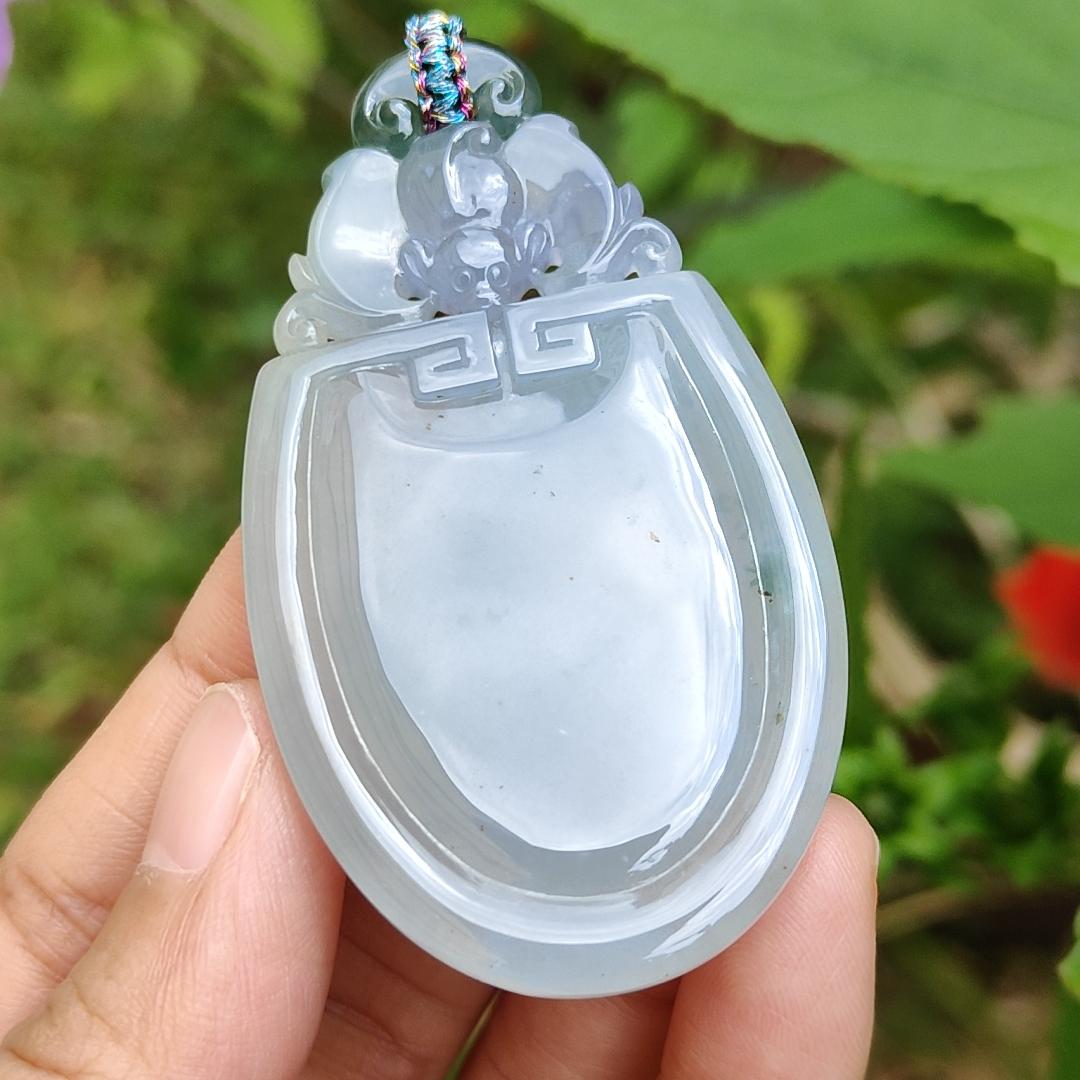 Green and Lavender Icy Translucent Crafted with Bat and Chinese Old School Patterns Natural Type A Jadeite with certificate included weigh 30.17 grams, 63.3 * 35.5 * 7 mm, suitable for daily wear or collections