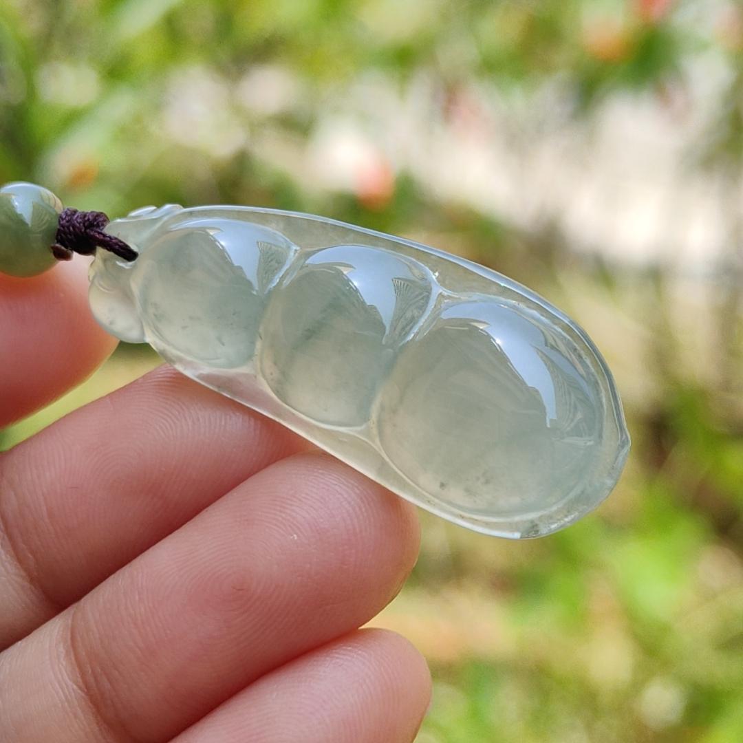 Premium Icy Translucent Green Hue Natural Type A Jadeite Jade crafted with French Beans as Pendant, symbols of Beauty, harmony, harvest and happiness, certificate weigh 7.44 grams, measurement 41.3 * 16.2 * 6.9 mm (pendant219)